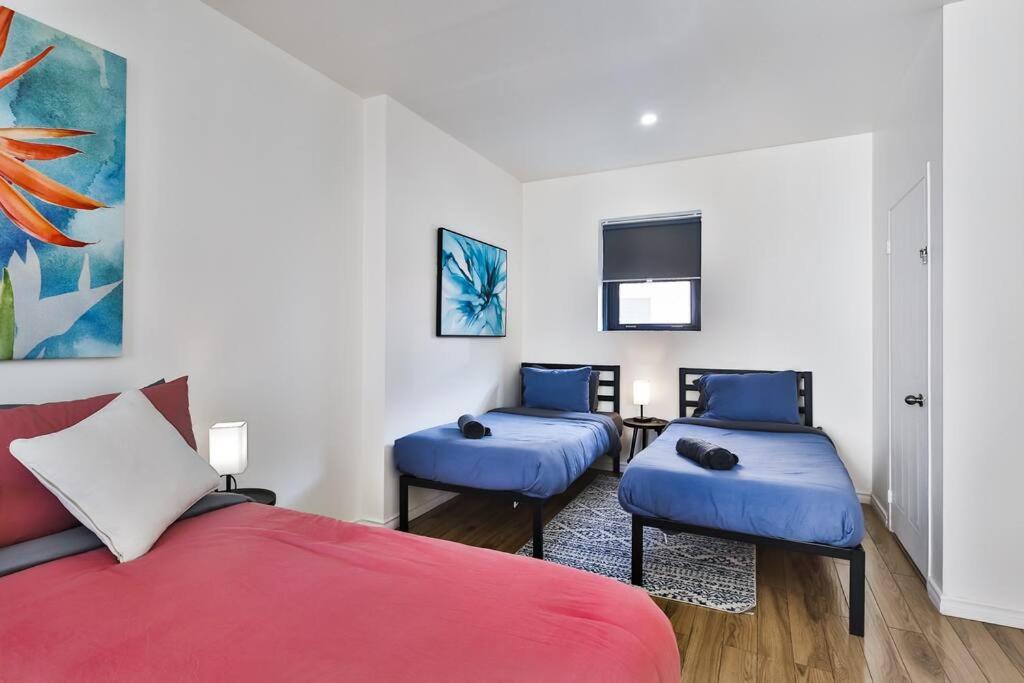Stanley Suites Montreal Exterior photo